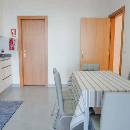 Dolphin House Villa