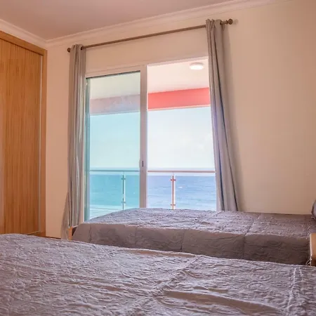 Dolphin House Villa *