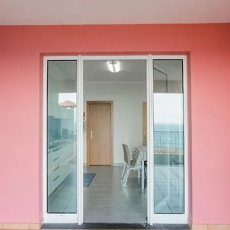 Dolphin House Villa *